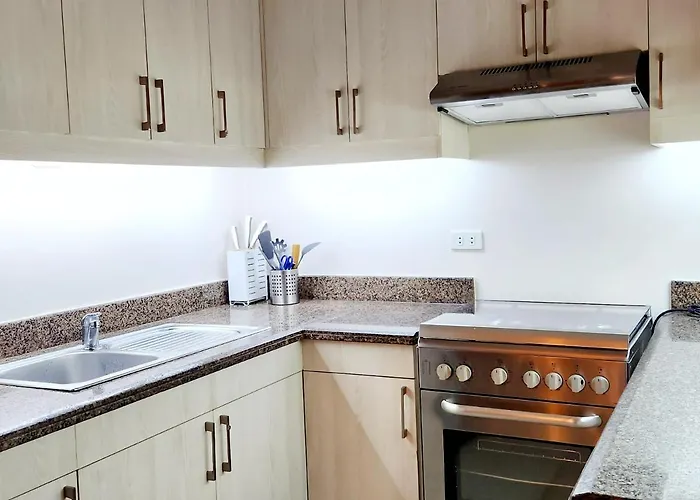 Casa Antonio At Fairway Terraces Family Penthouse 2br Wi-fi Nr Golf, Airport, Bgc